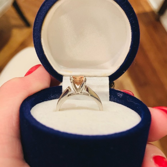 ***SOLD***1.62 tc Fancy Orange Diamond Ring - Picture 3 of 7